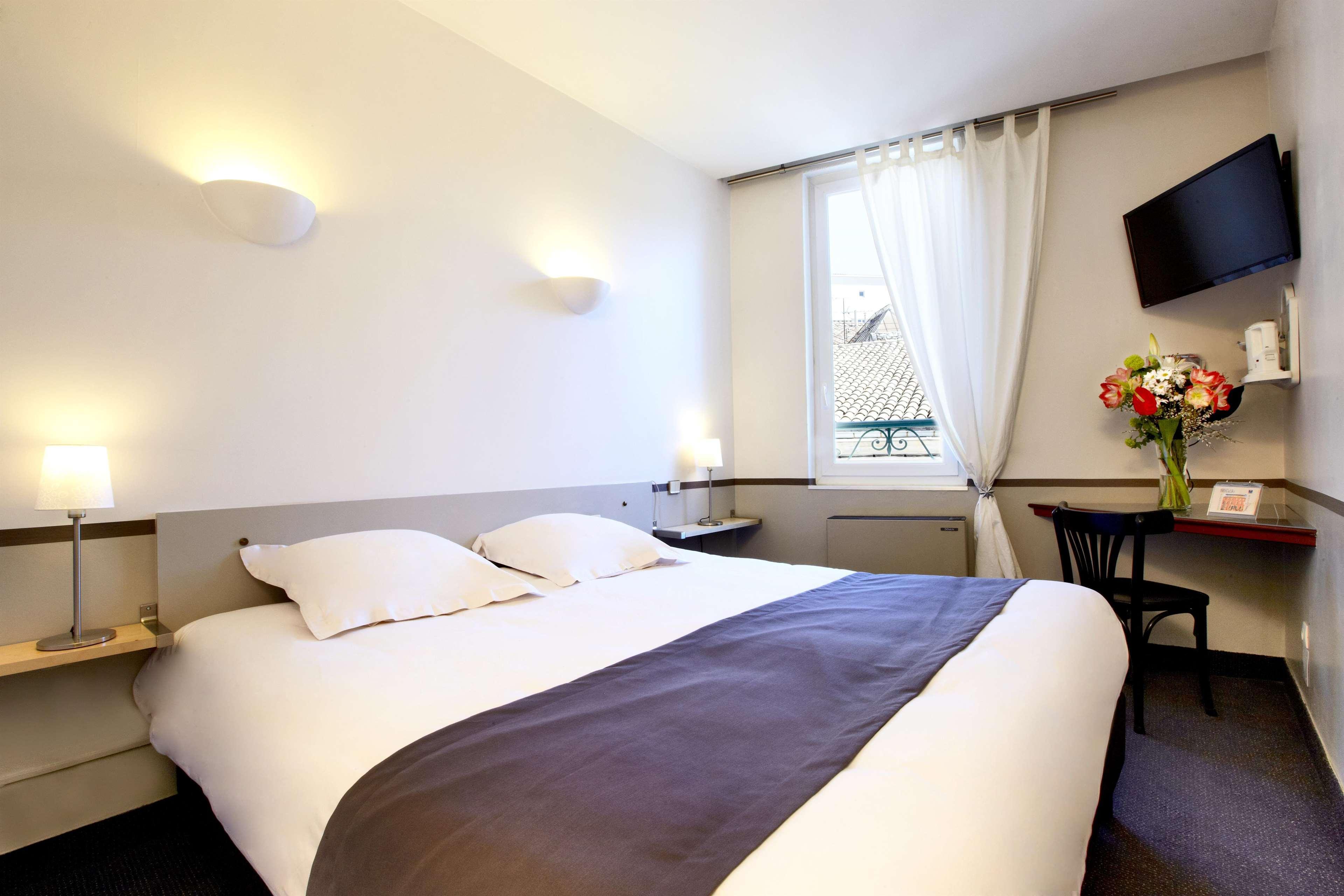 Kyriad Nimes Centre Eksteriør bilde