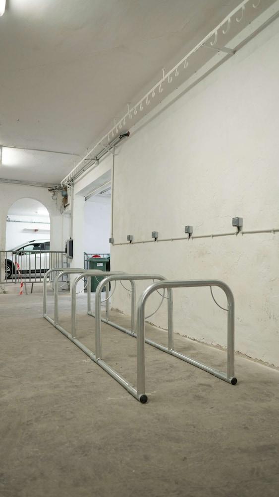 Kyriad Nimes Centre Eksteriør bilde